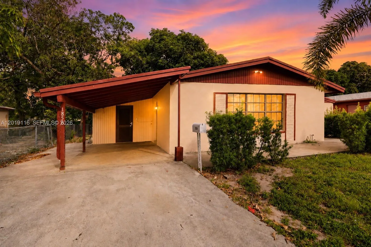 1856 NW 6th Ave, Pompano Beach FL 33060