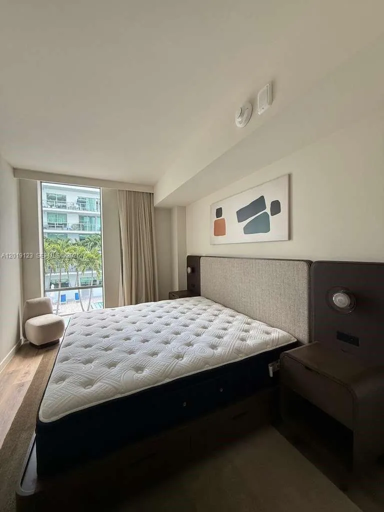 1611 SW 2nd ave # 510, Miami FL 33129
