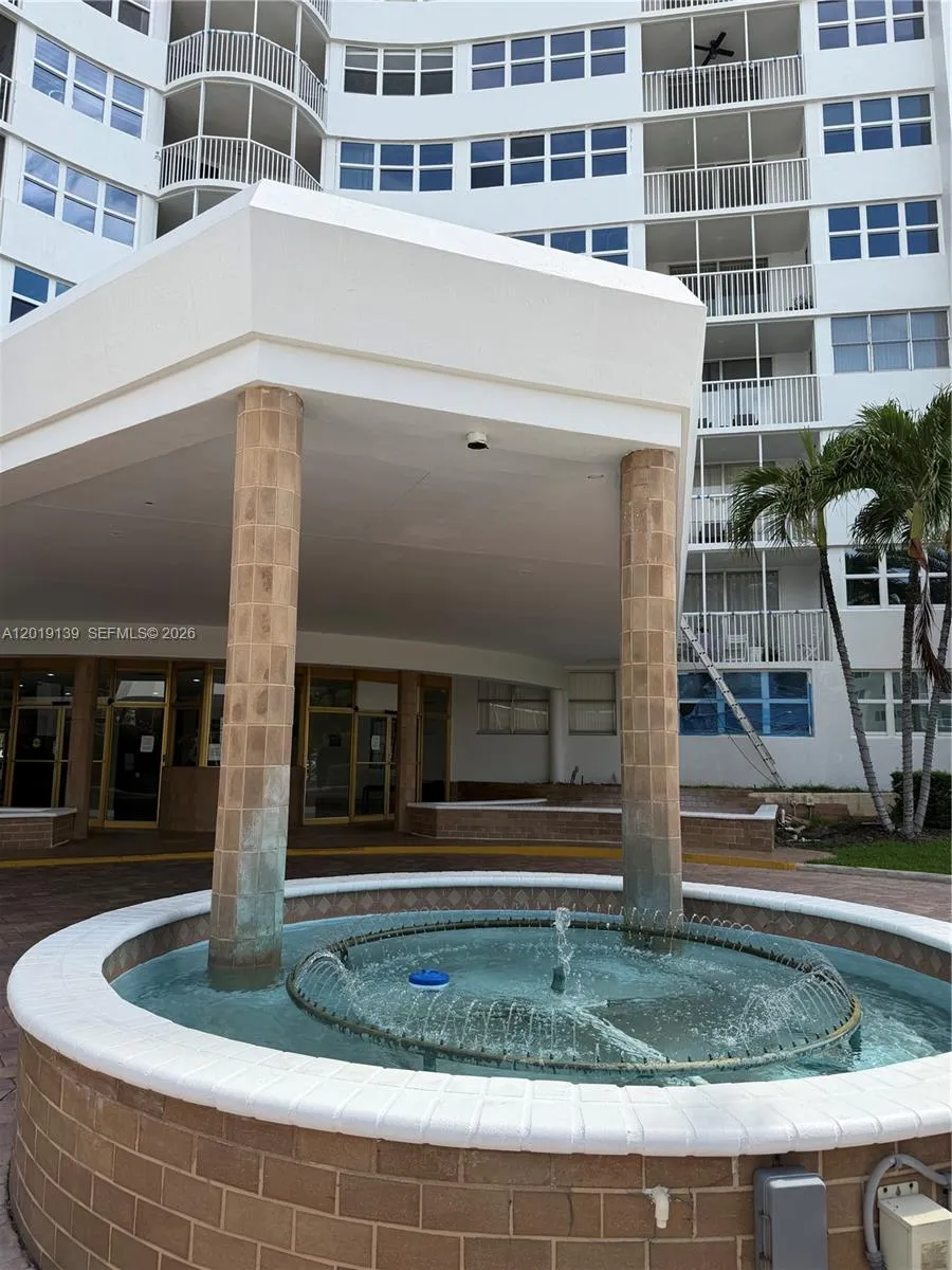 100 Golden Isles Dr # 313, Hallandale Beach FL 33009