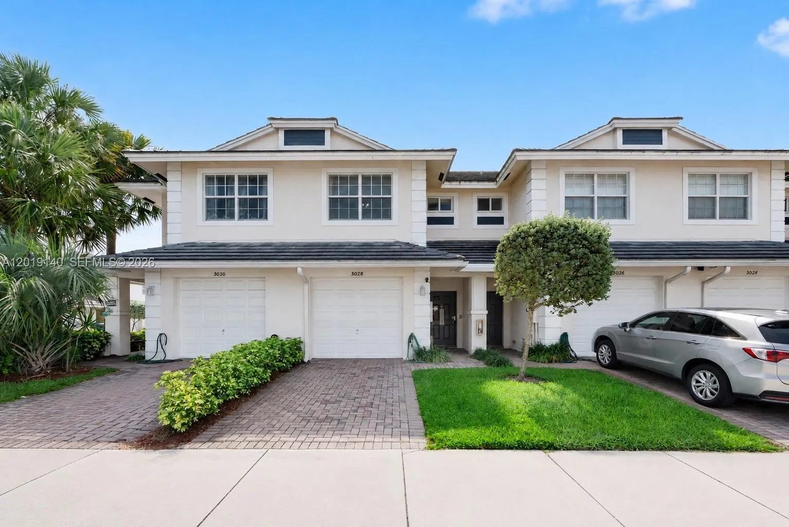 2 bedroom 2 bath for sale at 3028 NW 30th Ave, Oakland Park FL 33311