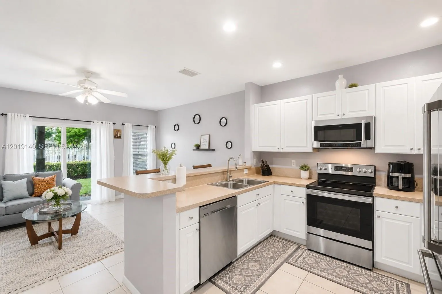 3028 NW 30th Ave, Oakland Park FL 33311