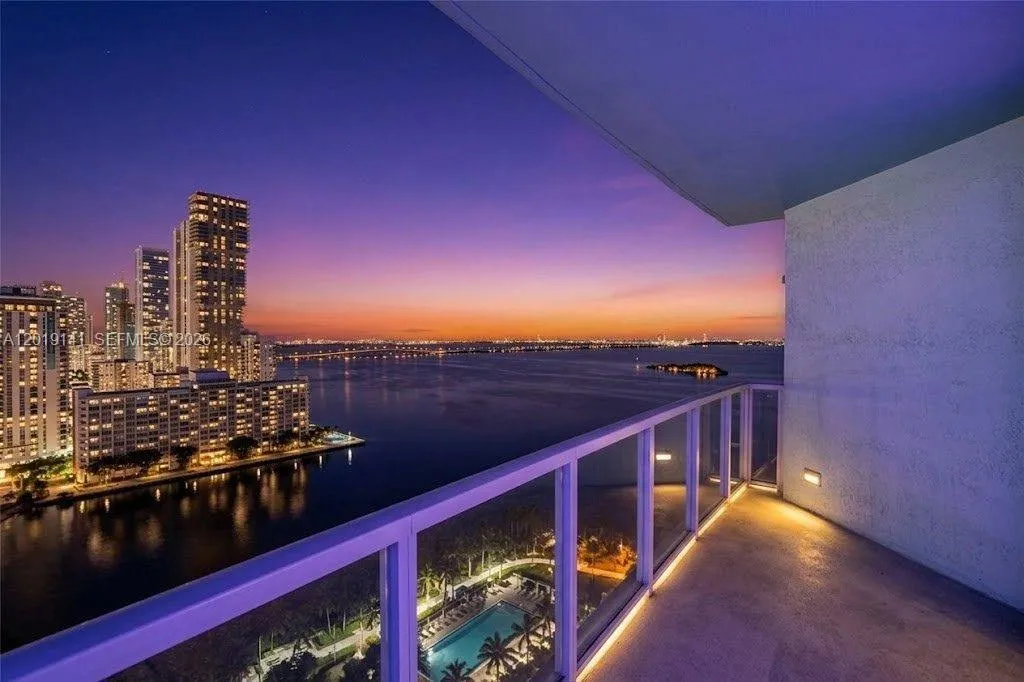 1900 N Bayshore Dr # 2204, Miami FL 33132