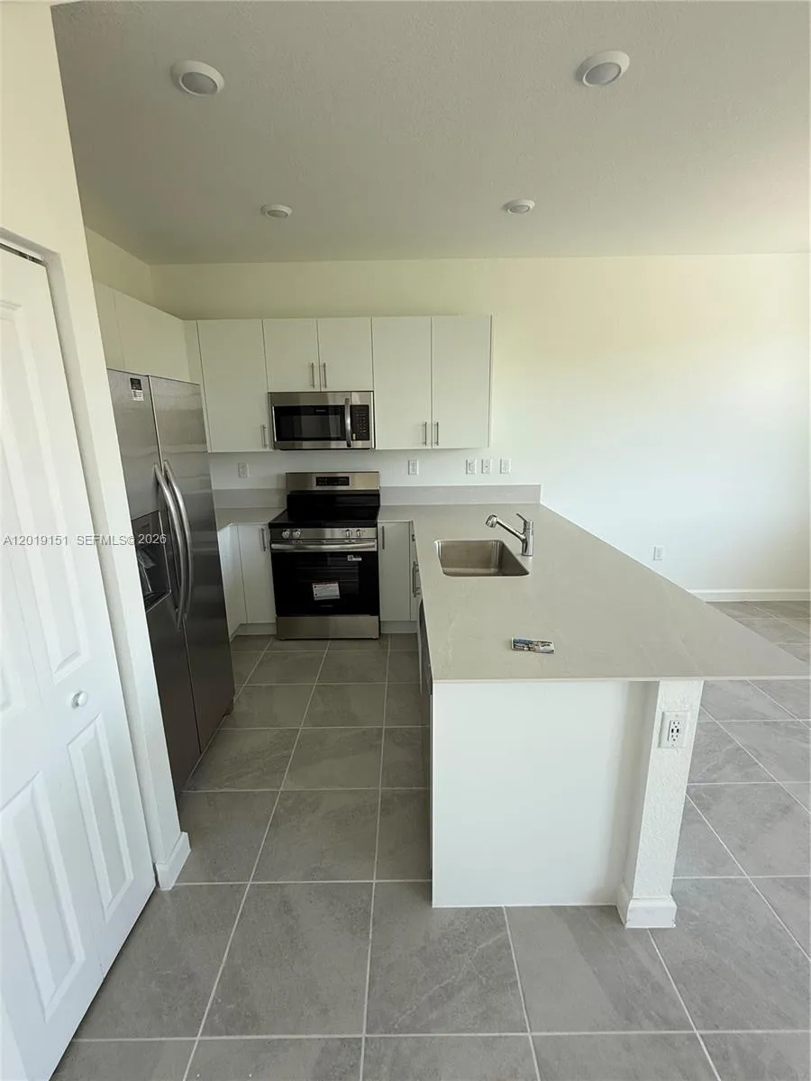 630 SE 15th St # 630, Homestead FL 33034