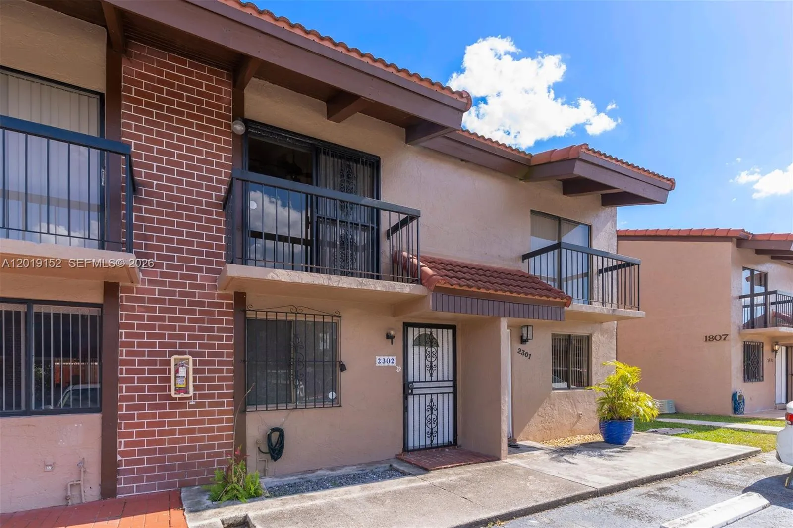 1811 SW 107th Ave # 2302, Miami FL 33165