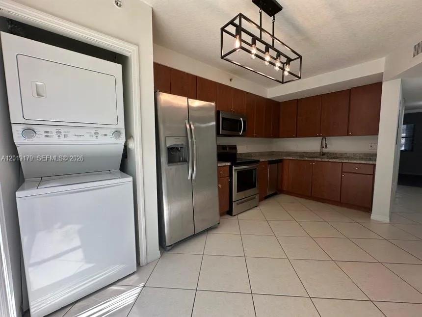 22931 SW 88th Pl # 102, Cutler Bay FL 33190