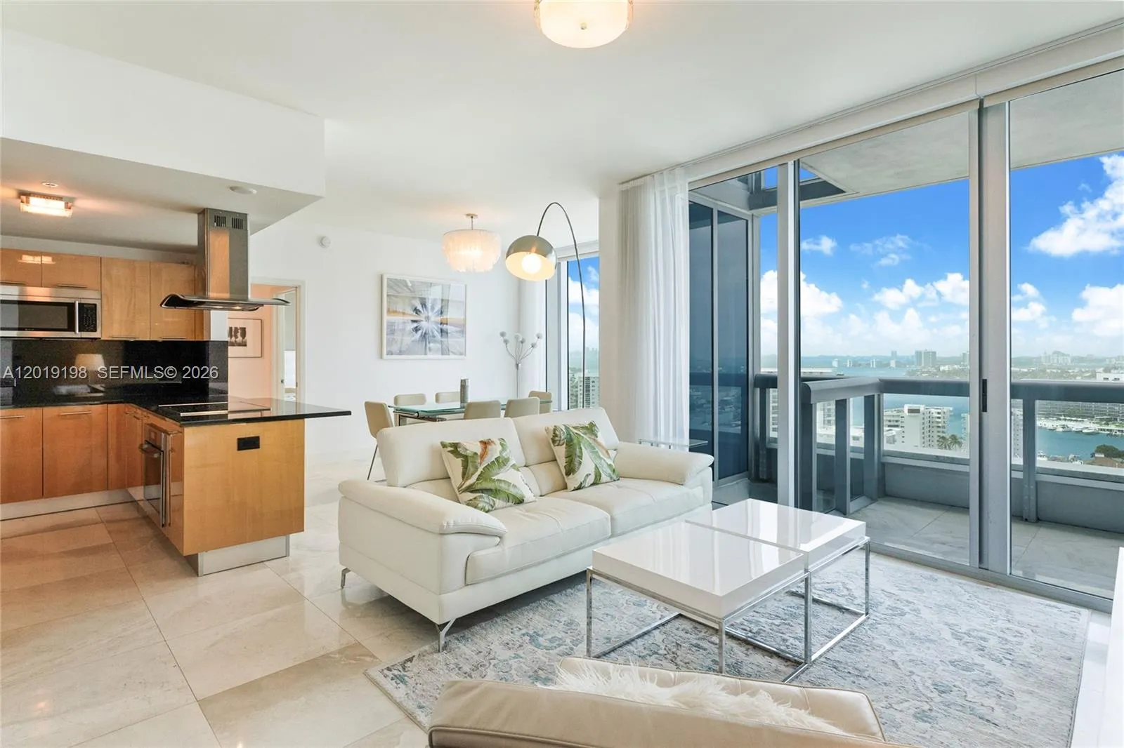6899 Collins Ave # 2010, Miami Beach FL 33141