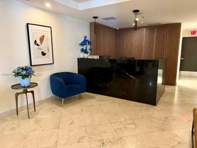 170 SE 14th St # 1205, Miami FL 33131