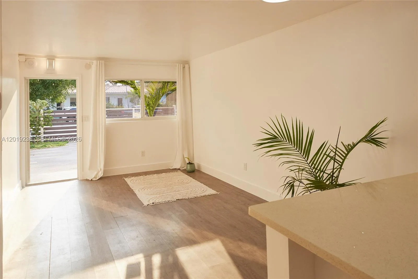6863 NW 2nd Ave # 4, Miami FL 33150