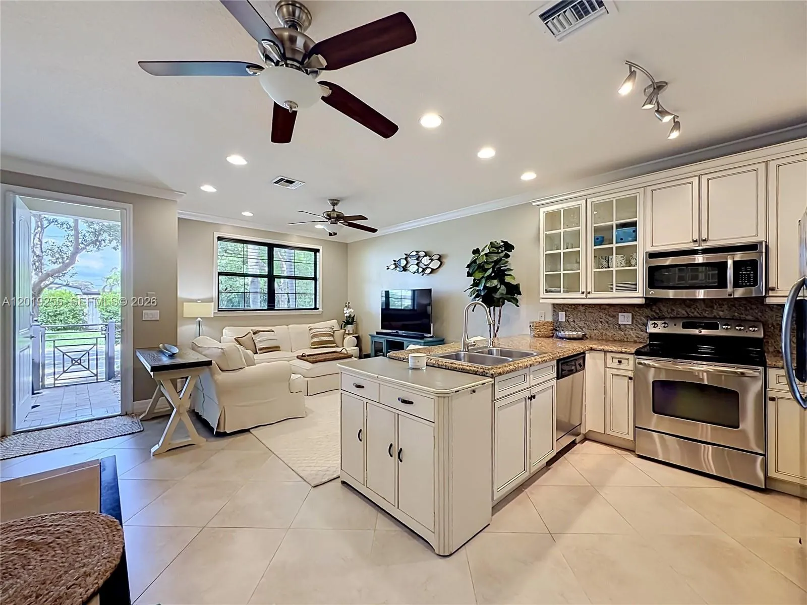 3 bedroom 2 bath for sale at 867 S Ocean Blvd, Pompano Beach FL 33062