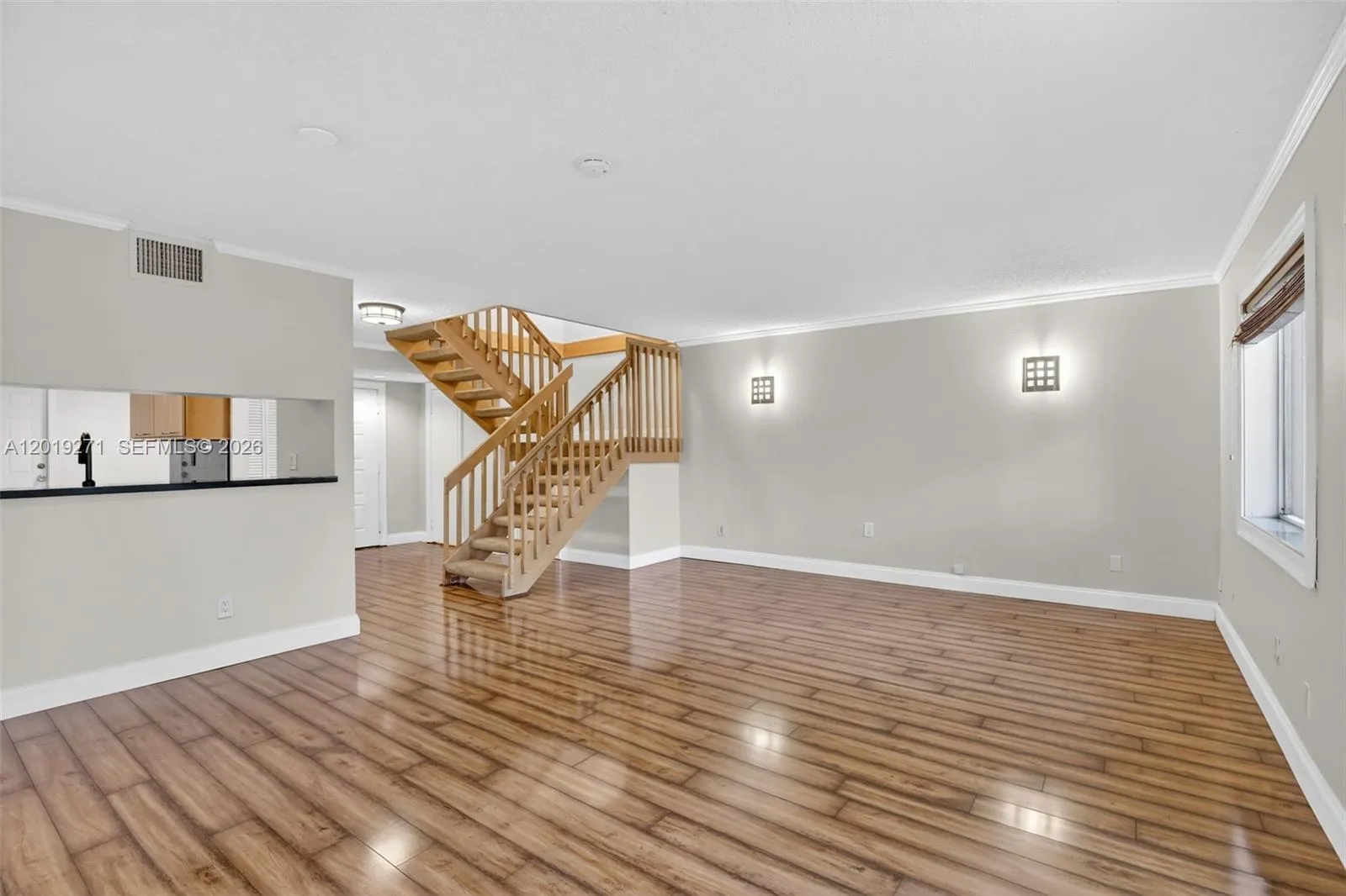 7957 NW 7th Ct, Plantation FL 33324