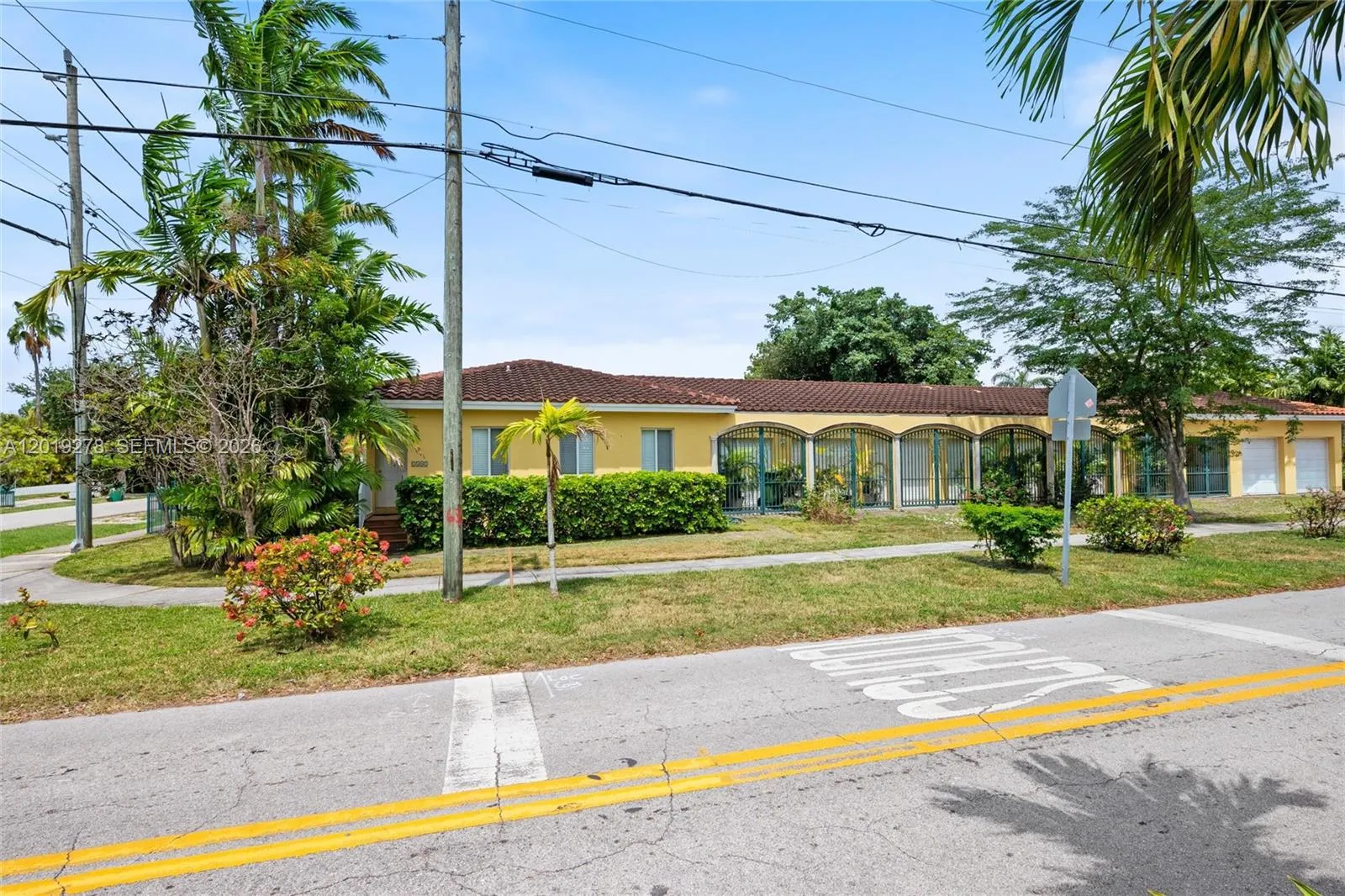 2542 SW 25th Ave, Miami FL 33133