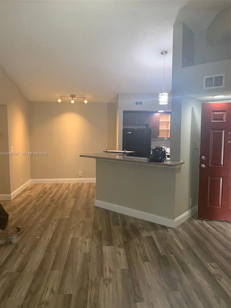 701 Vista Isles Dr # 1624, Sunrise FL 33325