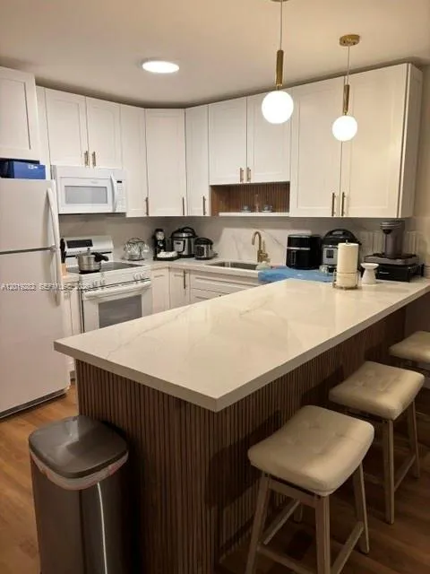 6070 W 19th Ave # 115, Hialeah FL 33012