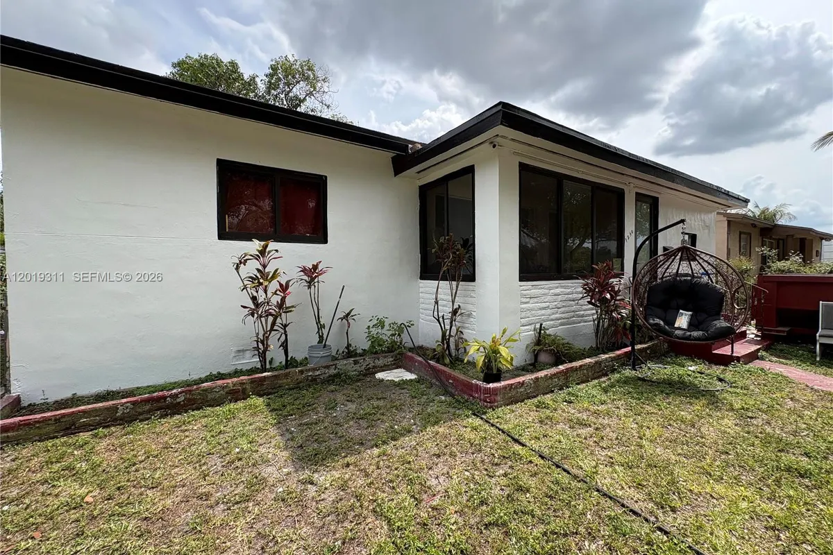 1250 NW 131st St, North Miami FL 33167