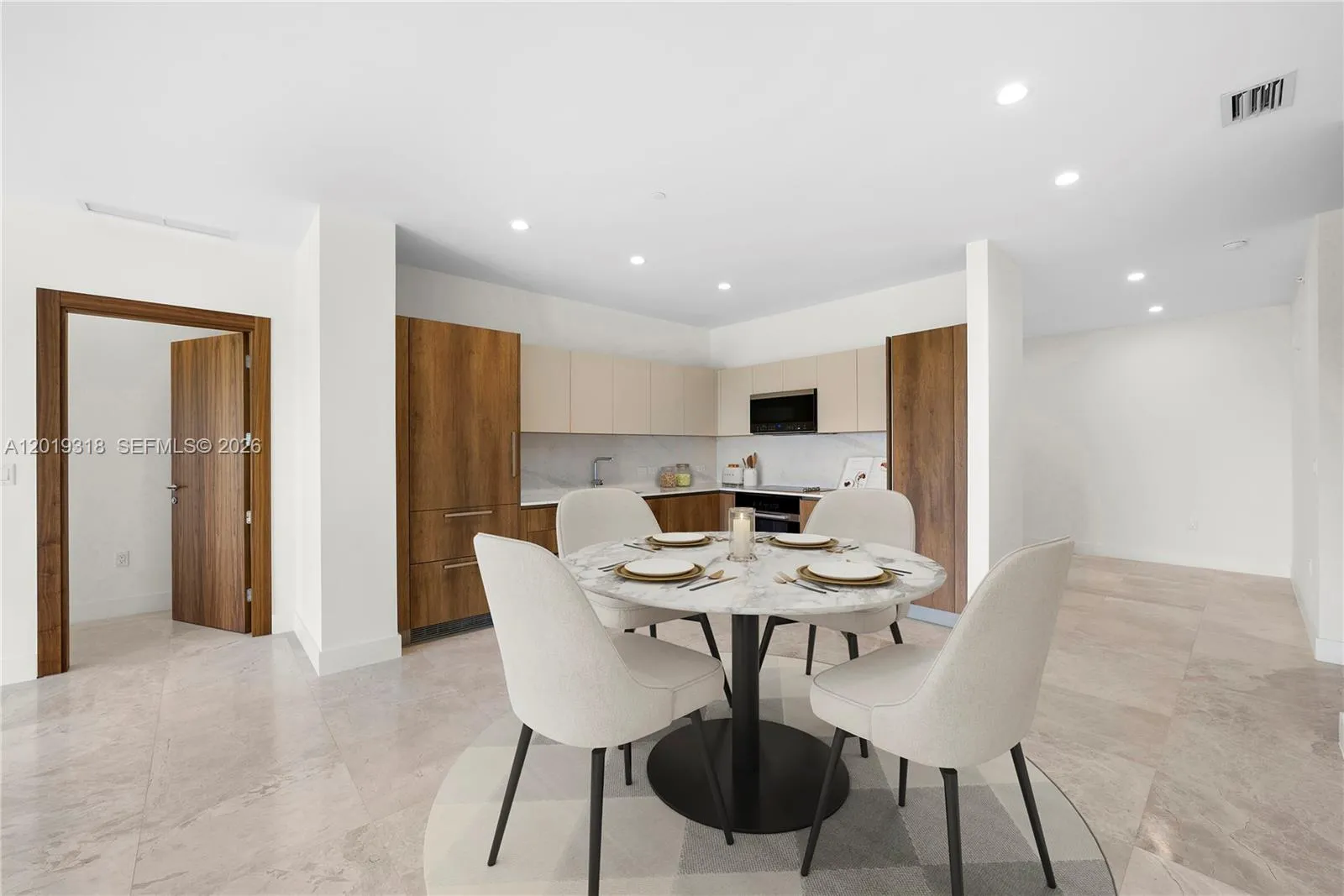701 Valencia Ave # 504, Coral Gables FL 33134