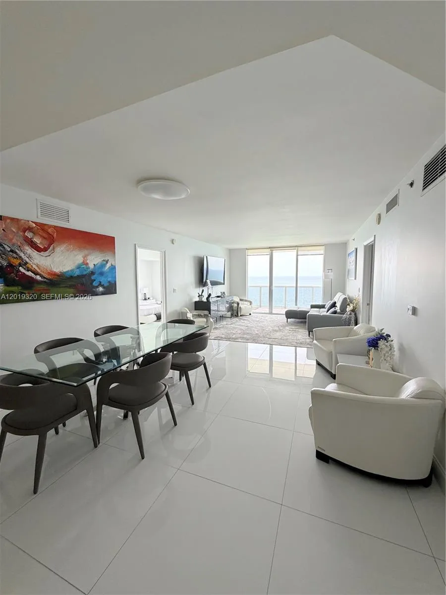 1800 S Ocean Dr # 3002, Hallandale Beach FL 33009