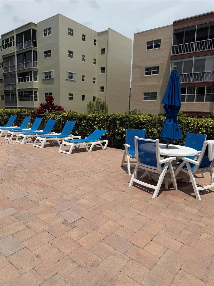 6701 Cypress Rd # 109, Plantation FL 33317