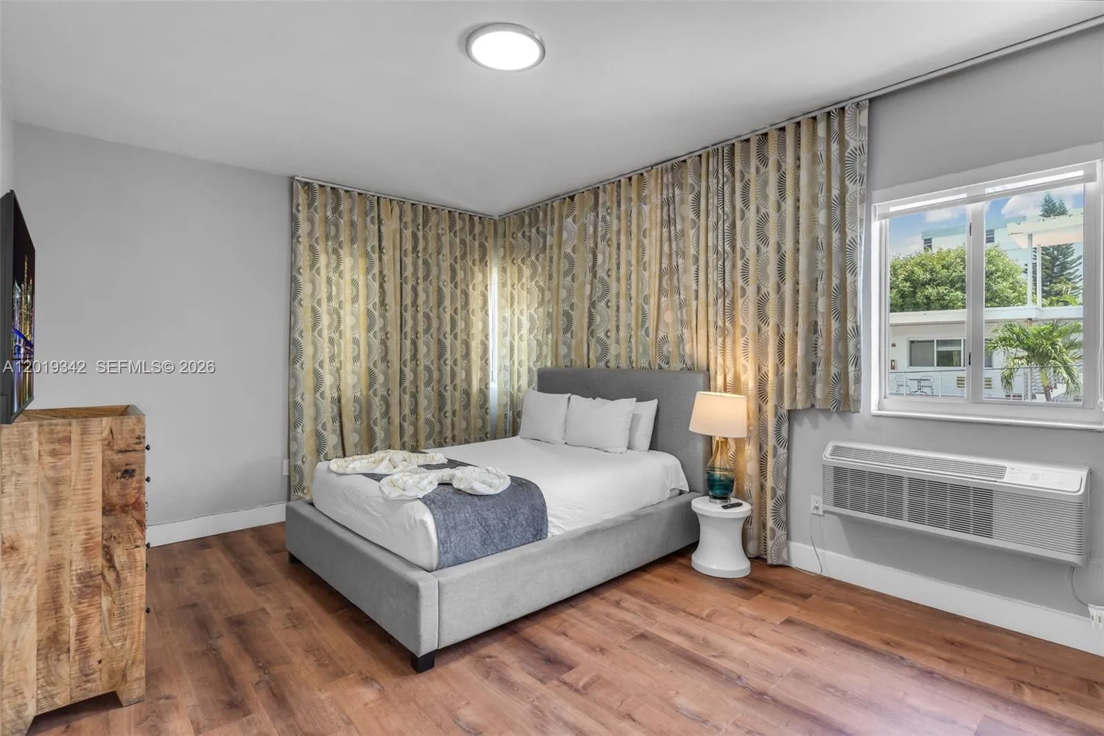 8100 Harding Ave # 514, Miami Beach FL 33141