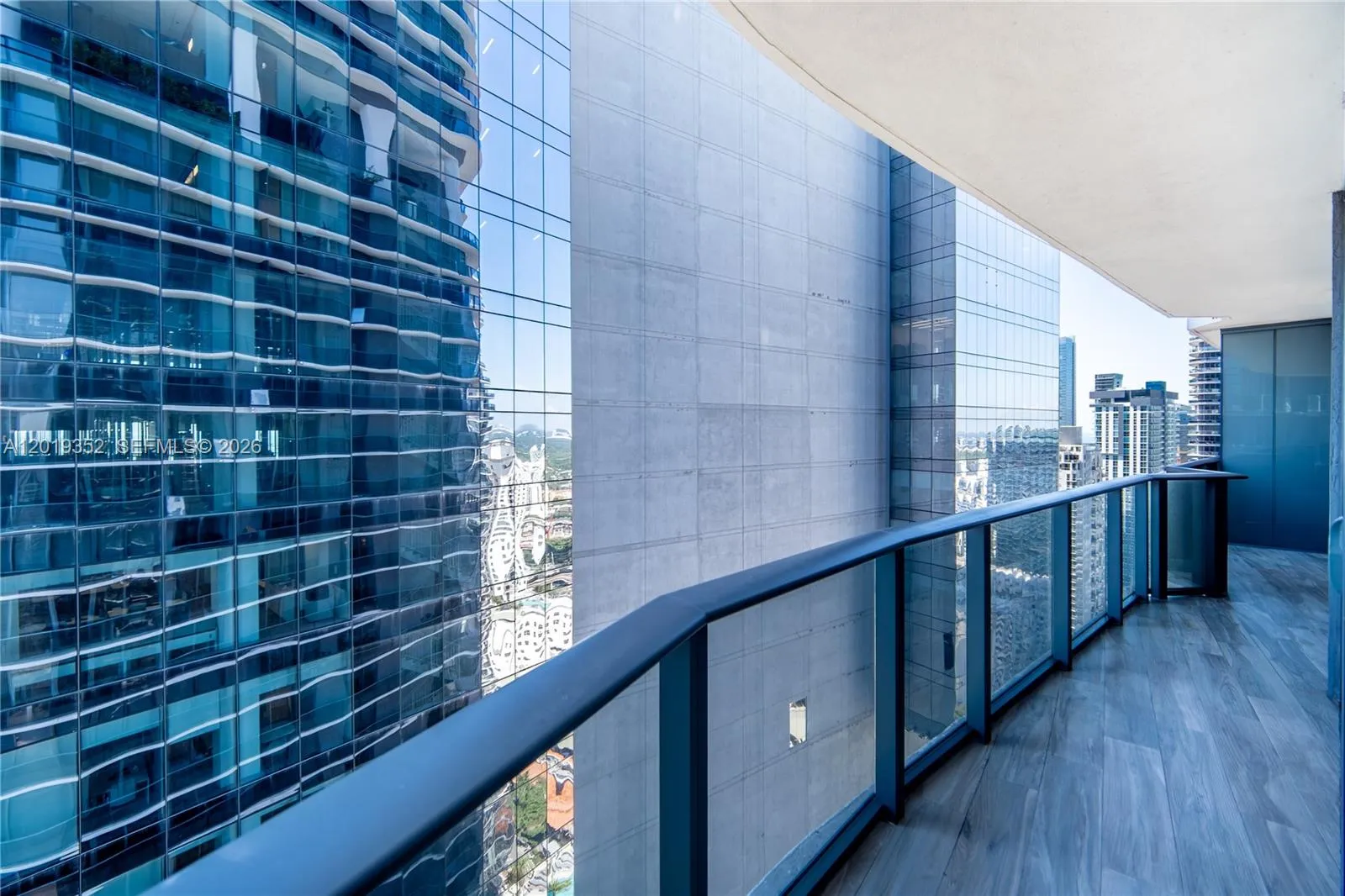 801 S Miami Ave # 3905, Miami FL 33130