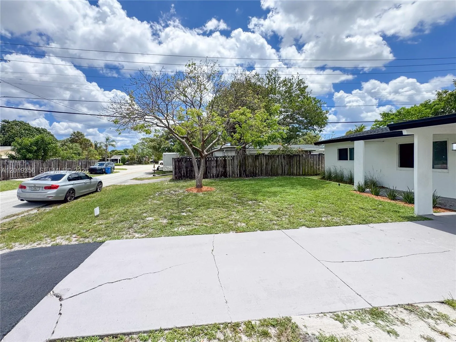 60 NW 47th Ct, Oakland Park FL 33309