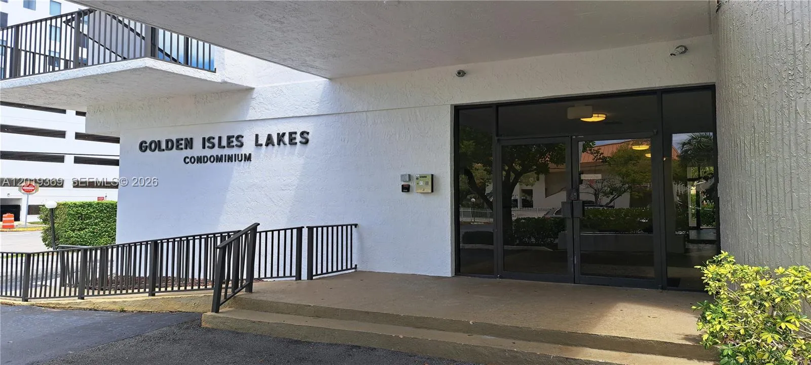 1900 Diana Dr # 3E, Hallandale Beach FL 33009
