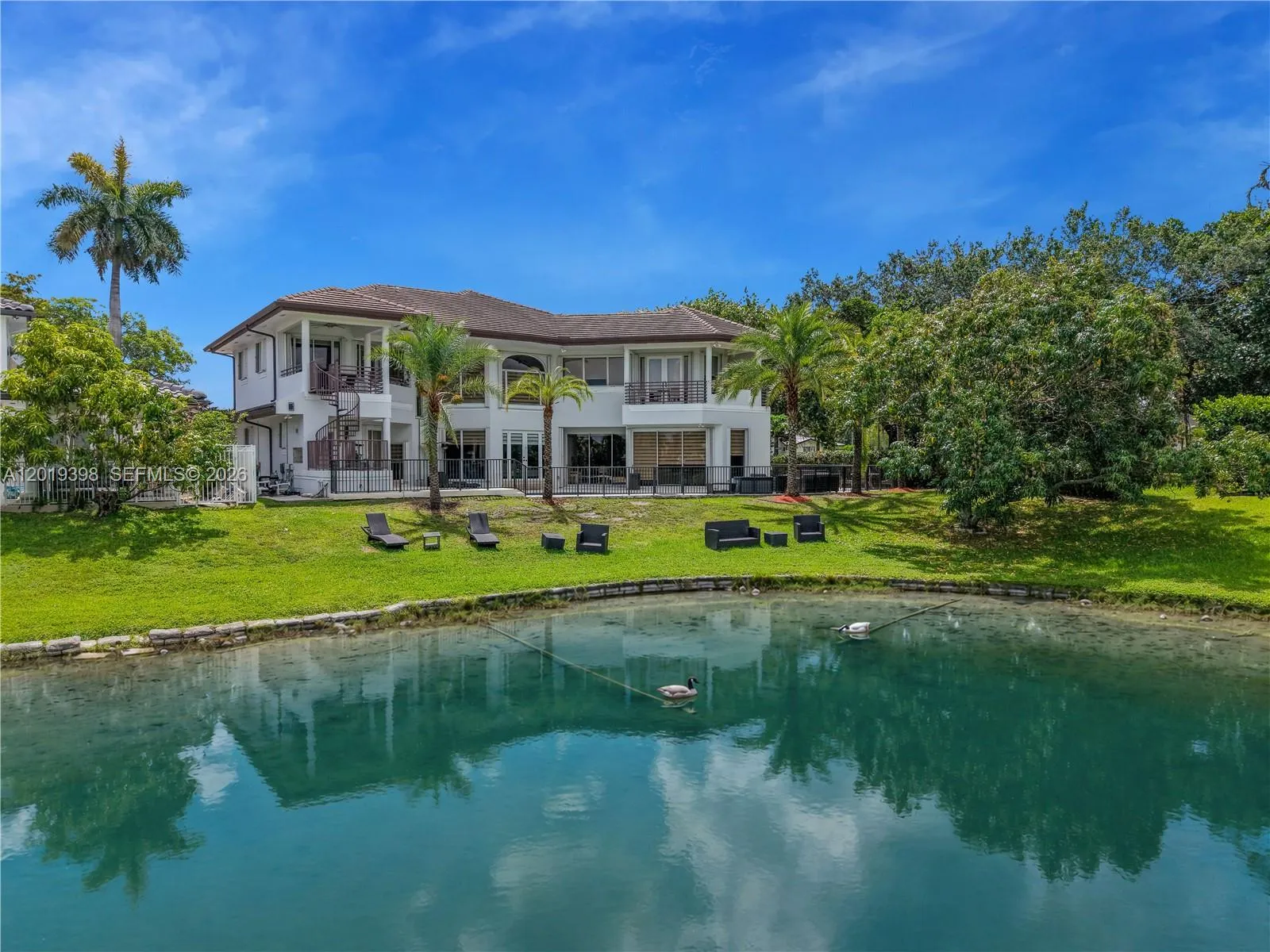 14332 Ardoch Pl, Miami Lakes FL 33016