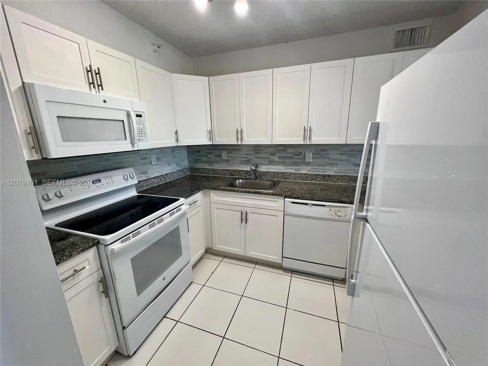 9601 Fontainebleau Blvd # 110, Miami FL 33172
