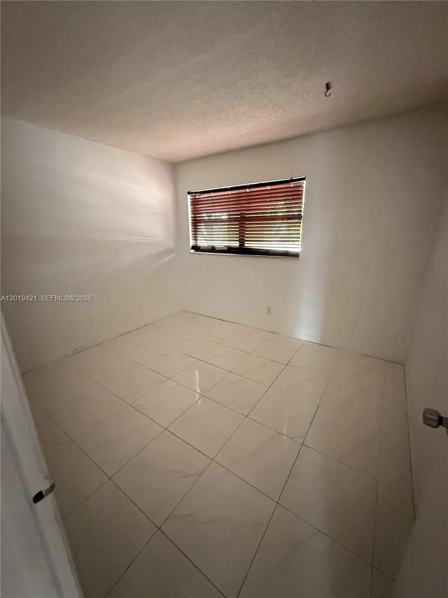 3199 Foxcroft Rd # 311, Miramar FL 33025