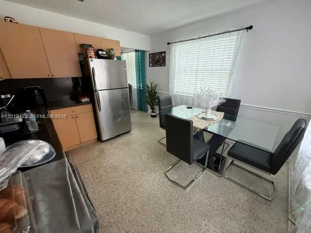 9385-9387 SW 37th St, Miami FL 33165