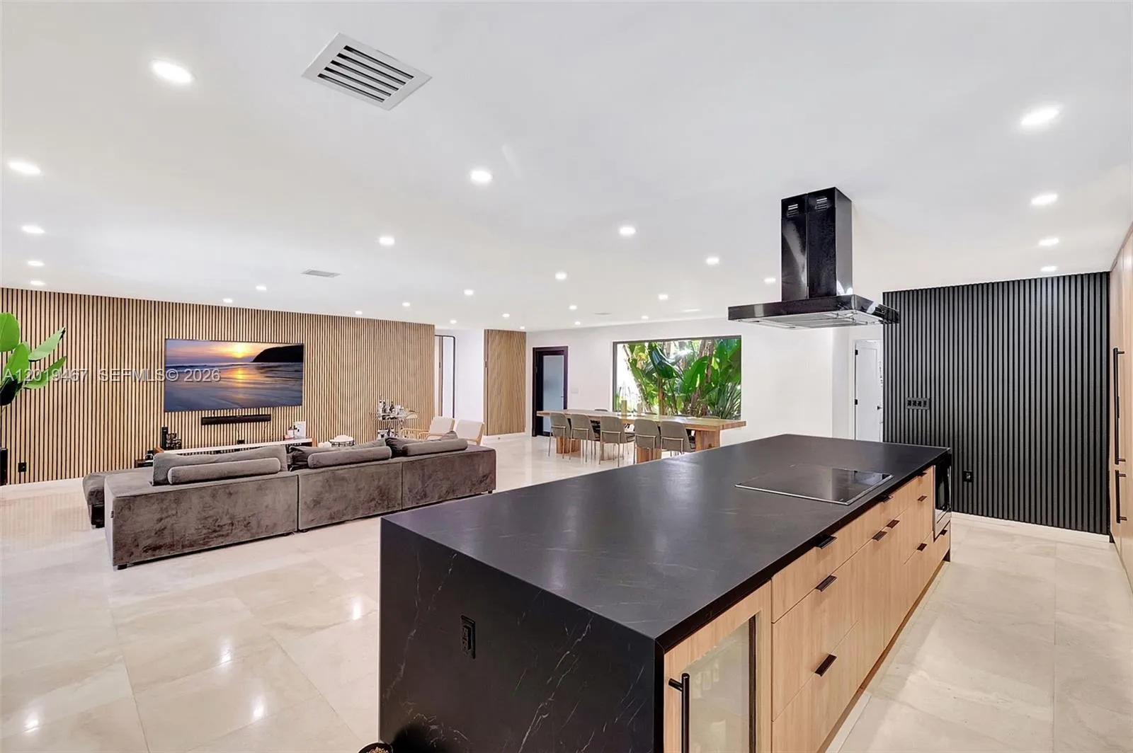 7711 Miami View Dr, North Bay Village FL 33141
