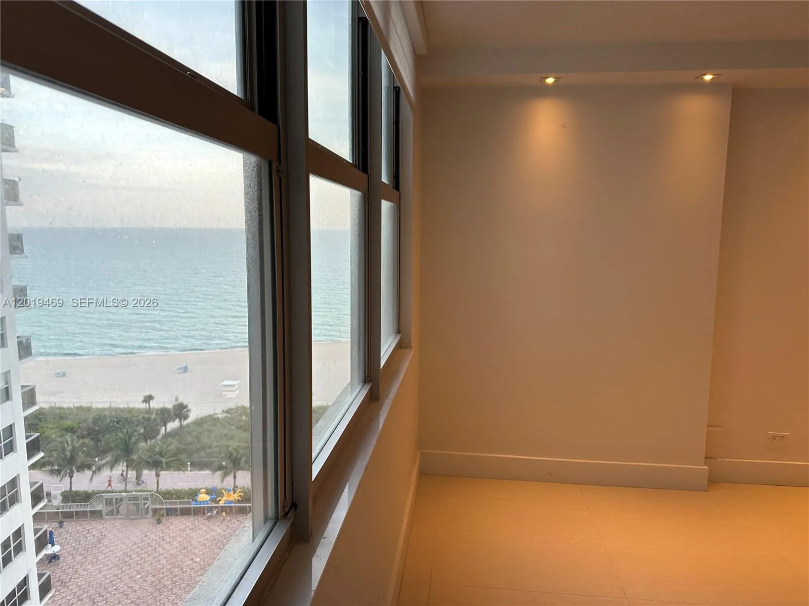6039 Collins Ave # 1221, Miami Beach FL 33140