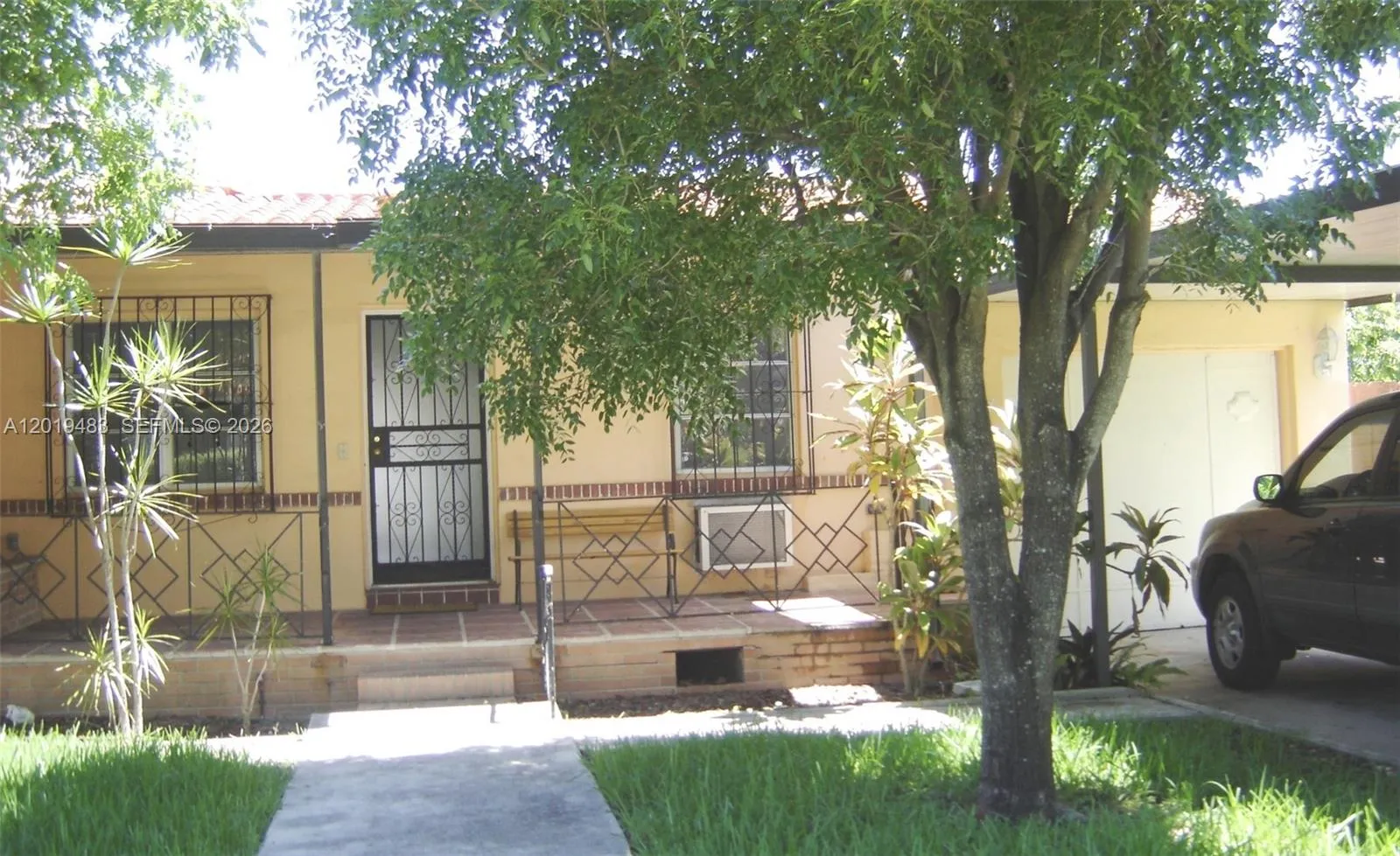 3 bedroom 2 bath for sale at 224 NE 47th St, Miami FL 33137