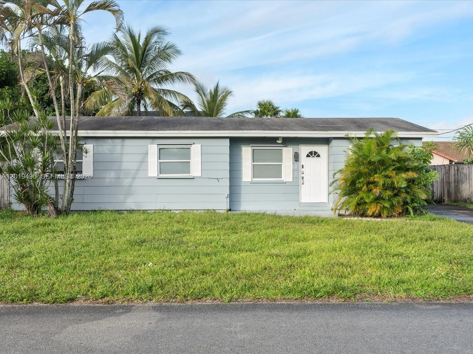 5731 SW 54th Ter, Davie FL 33314