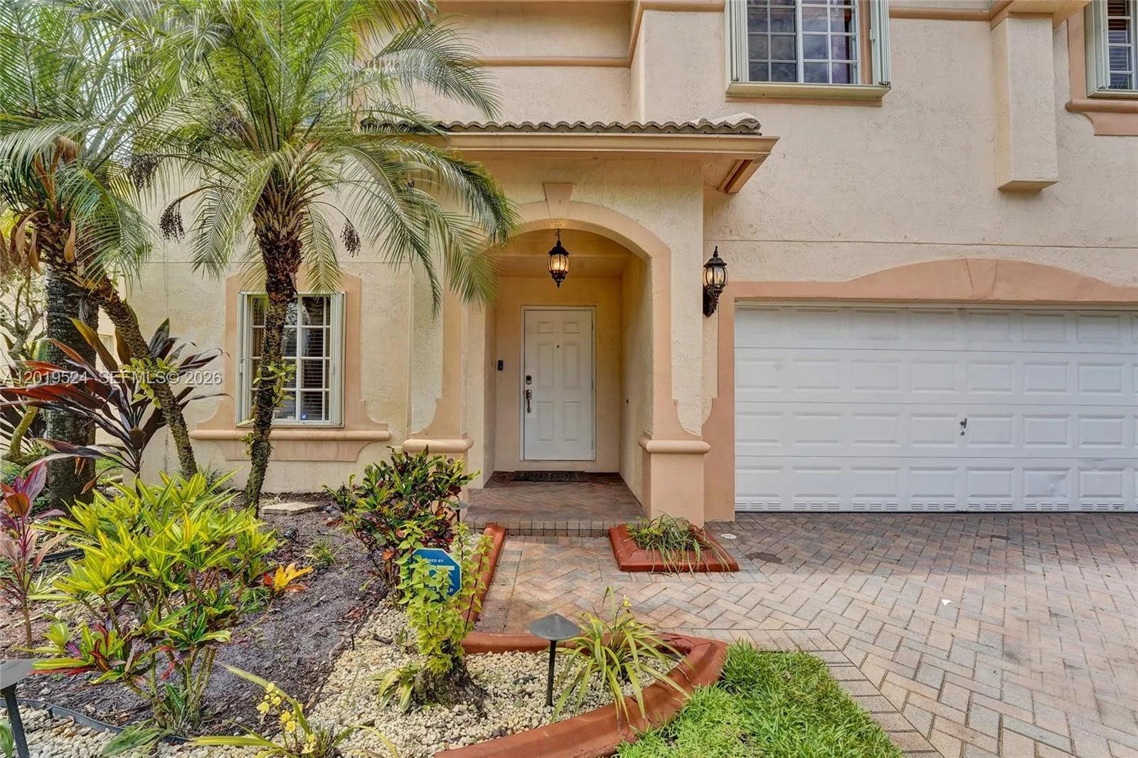 12818 SW 47th St, Miramar FL 33027