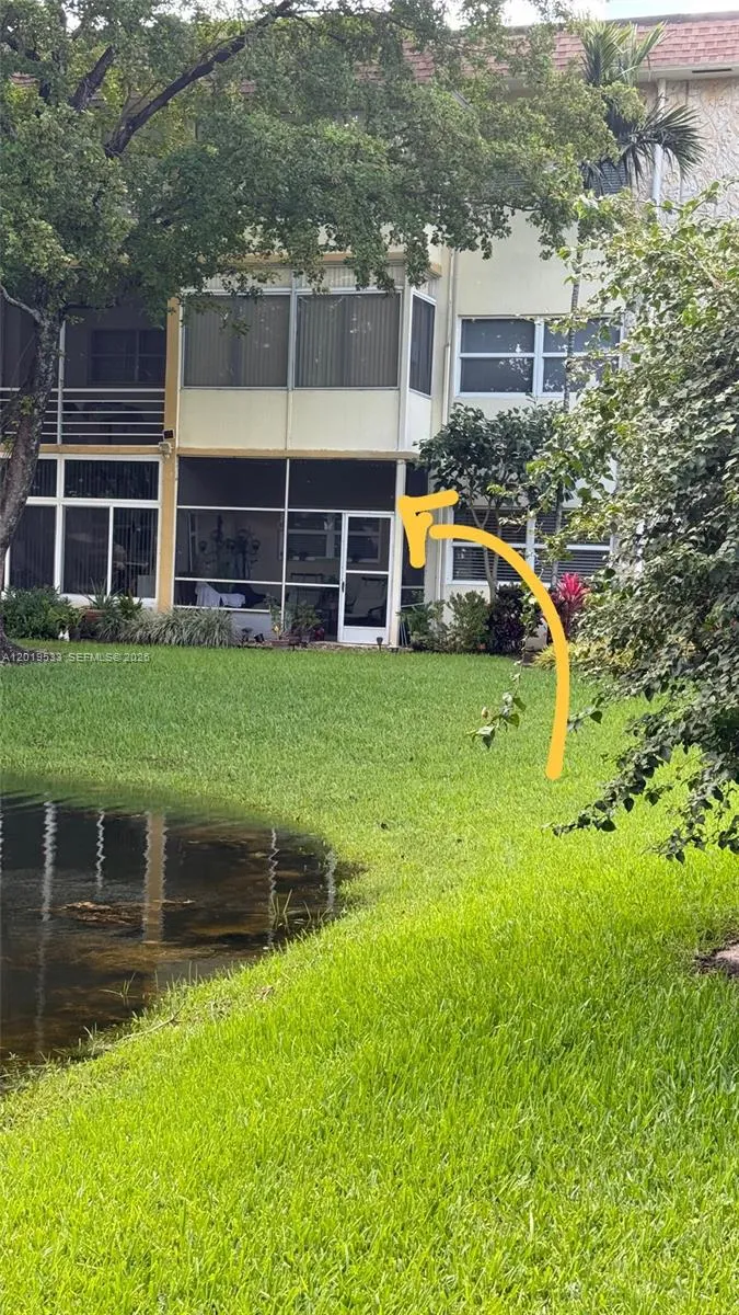 5131 W Oakland Park Blvd # 106, Lauderdale Lakes FL 33313