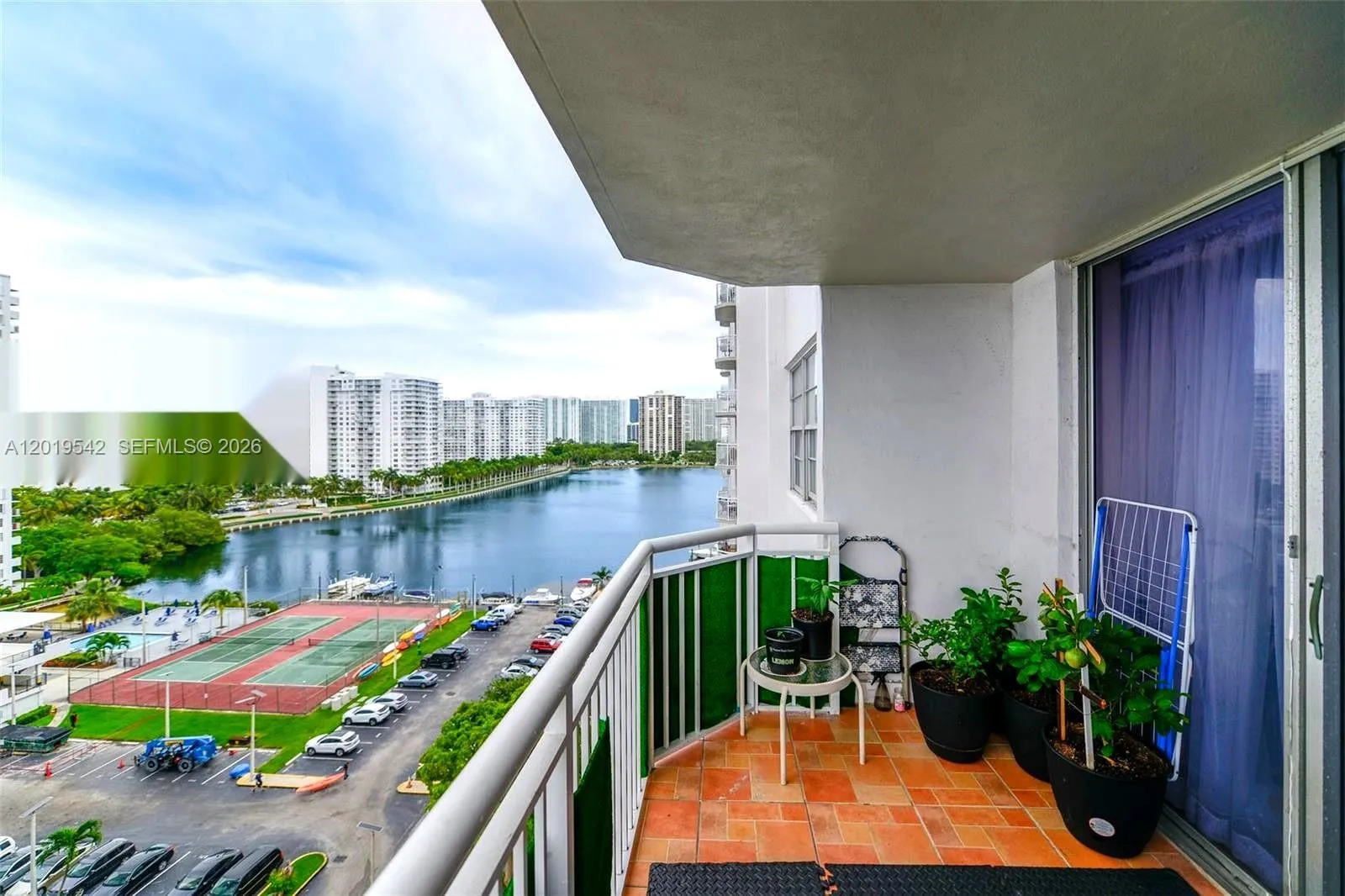 for sale at 18051 Biscayne Blvd # 1102, Aventura FL 33160