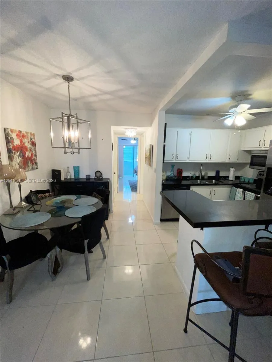 12 Dorchester A # 12, West Palm Beach FL 33417