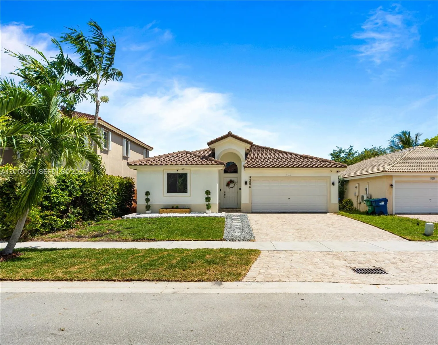 9256 SW 209th Ter, Cutler Bay FL 33189