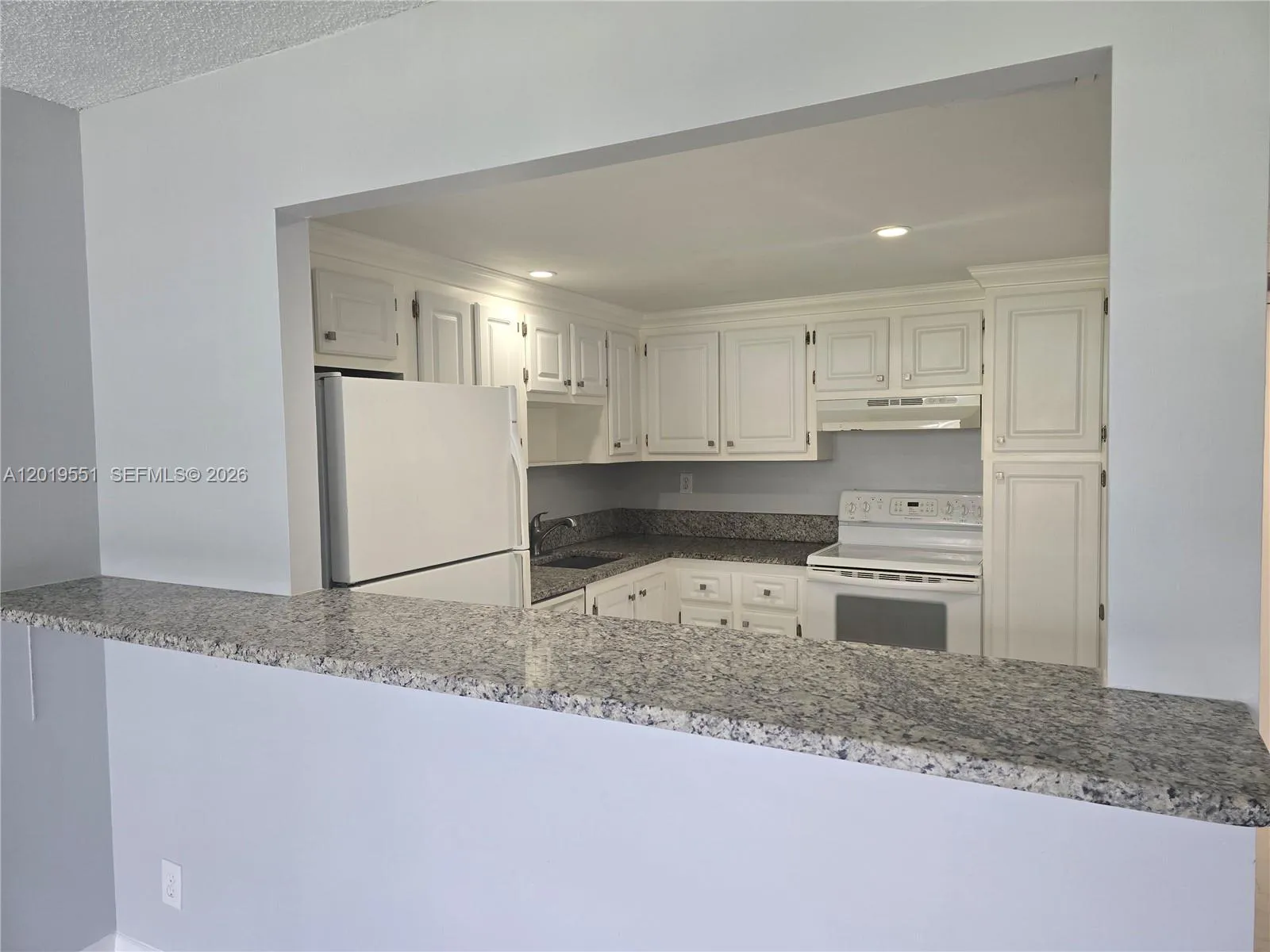 2761 Taft St # 106, Hollywood FL 33020