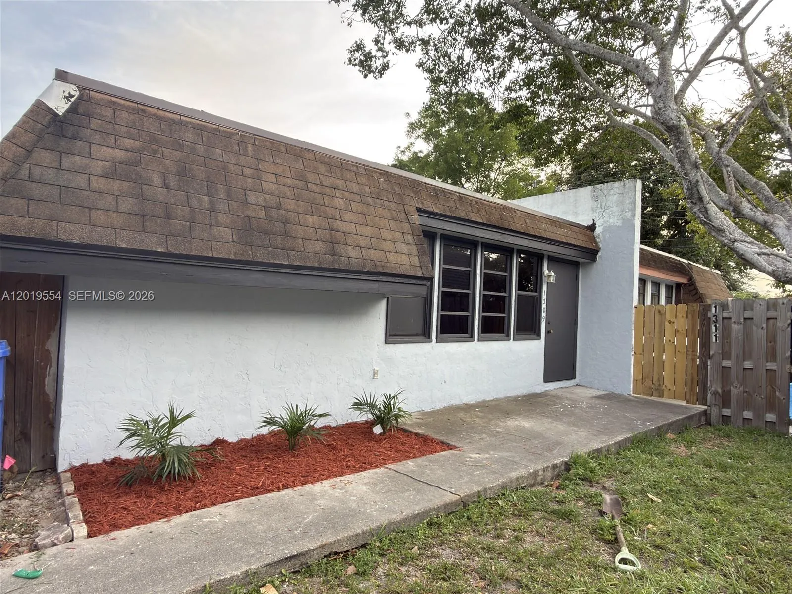 2 bedroom 1 bath for sale at 1309 NW 8th Ave, Fort Lauderdale FL 33311
