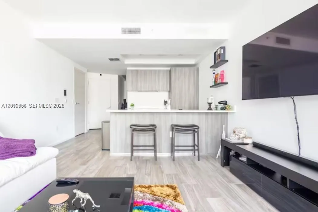 801 S Miami Ave # 1703, Miami FL 33130