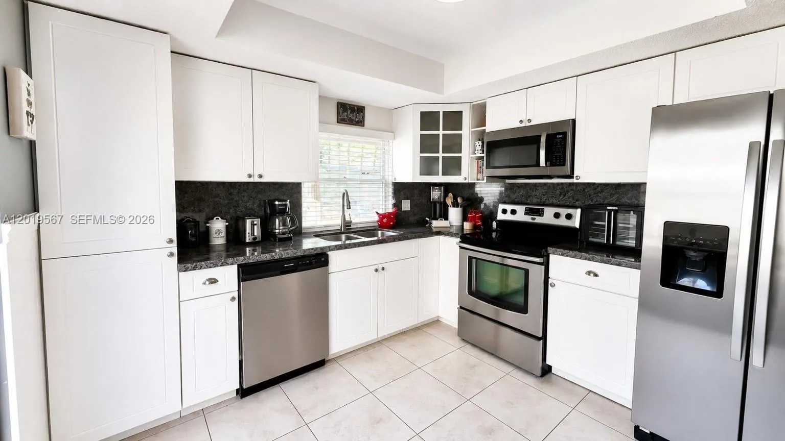 14510 SW 142nd Ct Cir S, Miami FL 33186
