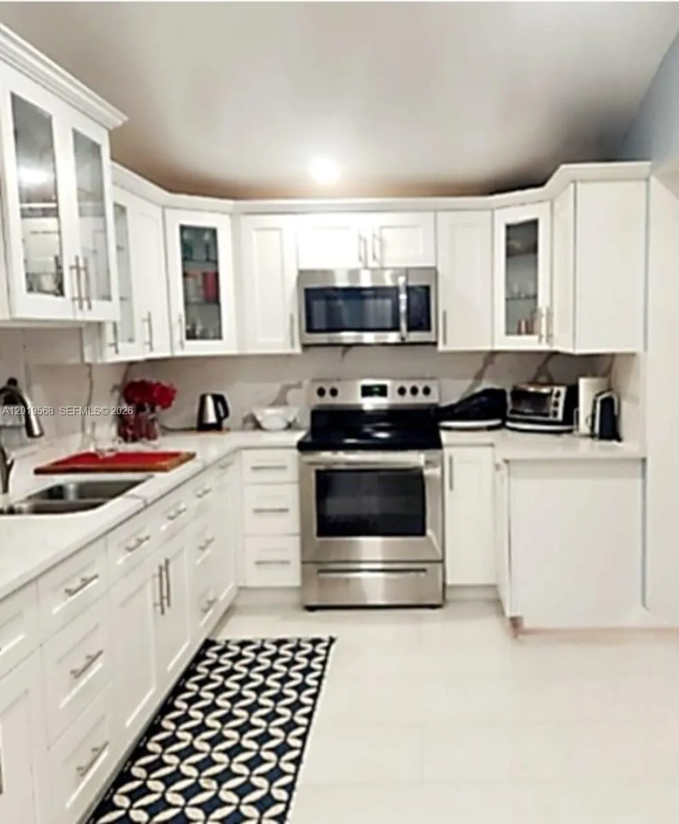 2041 NE 182nd St, North Miami Beach FL 33162
