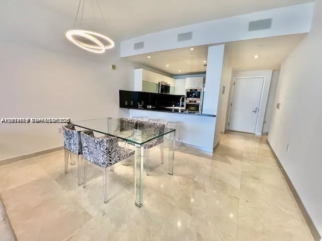 17121 Collins Ave # 1003, Sunny Isles Beach FL 33160