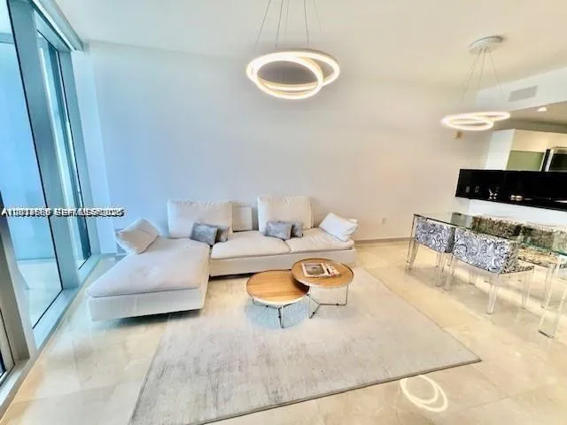 17121 Collins Ave # 1003, Sunny Isles Beach FL 33160