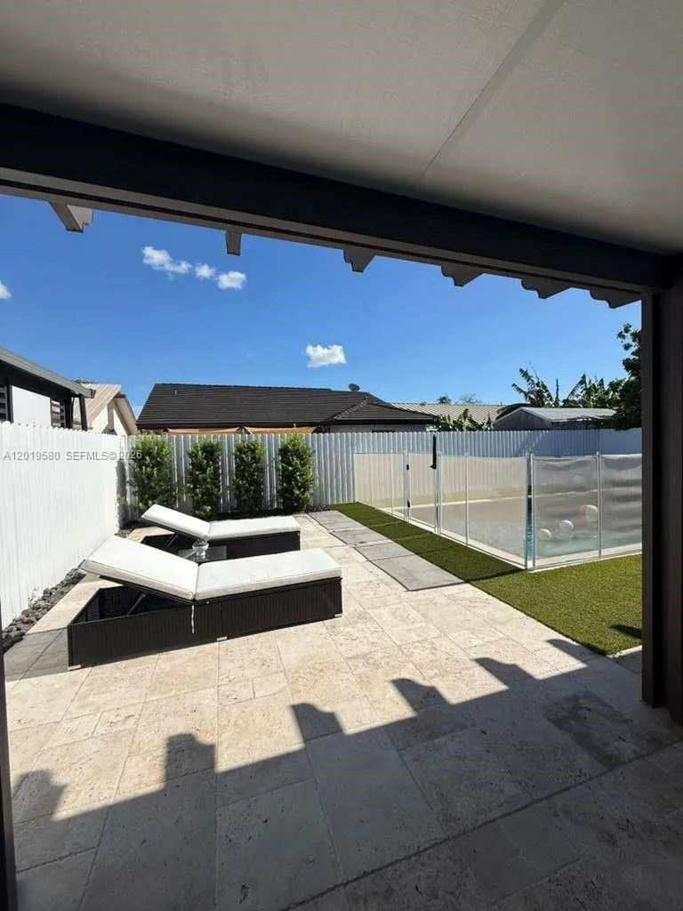 13818 SW 157th Ter, Miami FL 33177