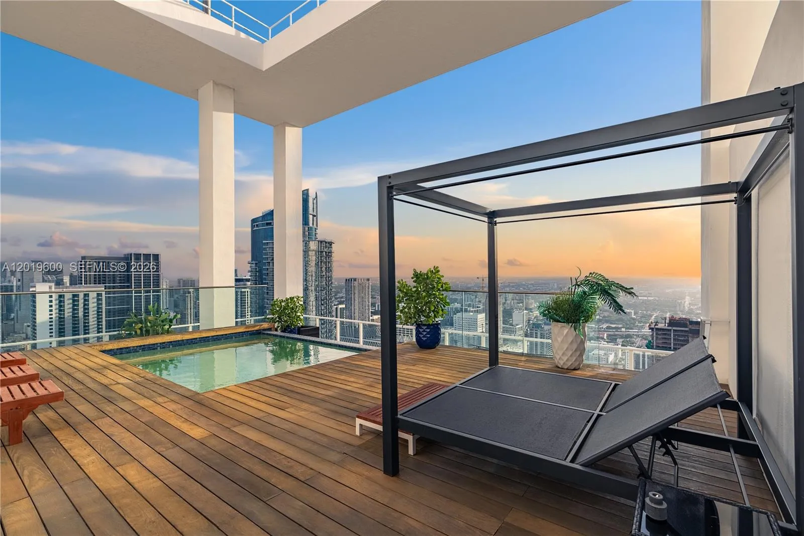 1040 Biscayne Blvd # 4607, Miami FL 33132