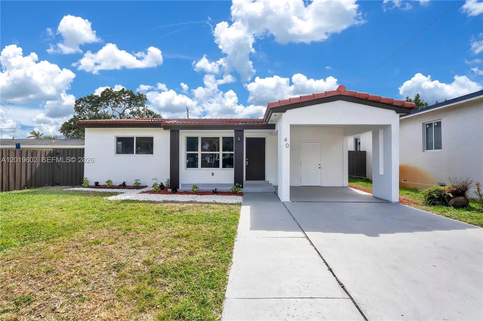 4 bedroom 2 bath for sale at 40 SE 3RD TERR, Dania Beach FL 33004