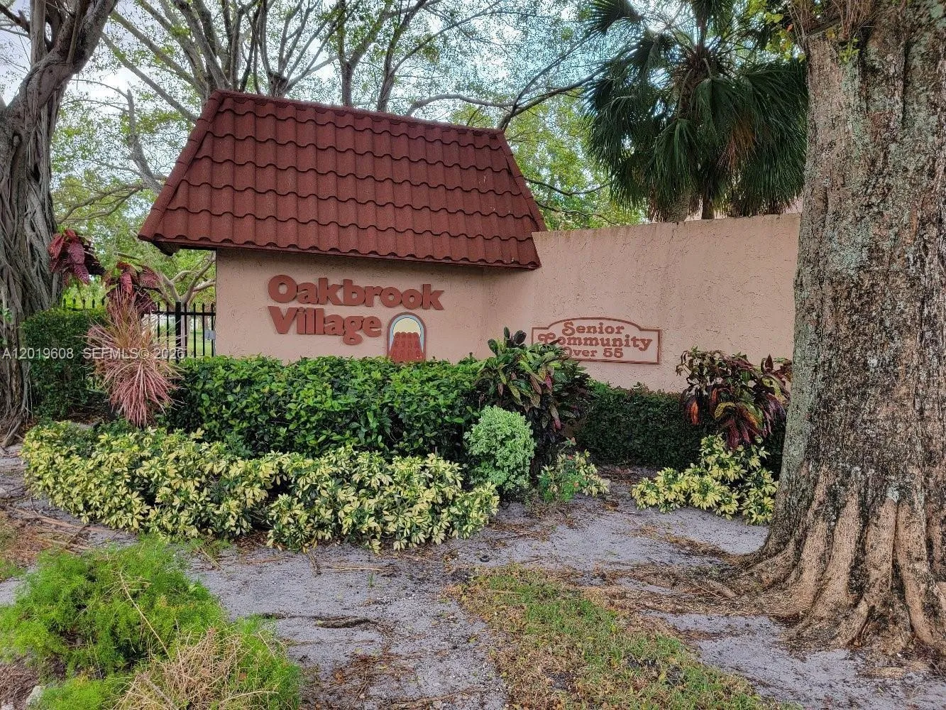 2 bedroom 2 bath for sale at 8120 SW 24th St # 314, North Lauderdale FL 33068