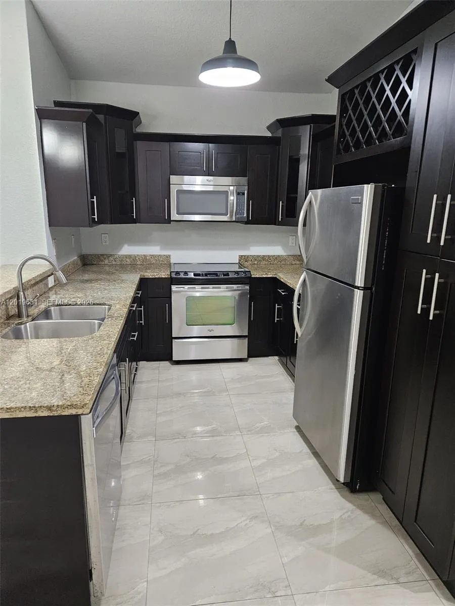 1517 NE 3rd Ave # 0, Fort Lauderdale FL 33304